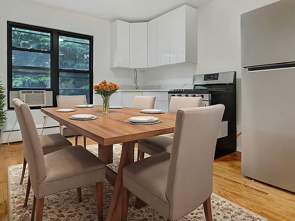 5th image of 171 Metropolitan Ave #1A