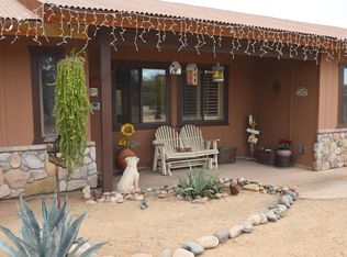 2401 W Roughrider Rd, New River, AZ 85087