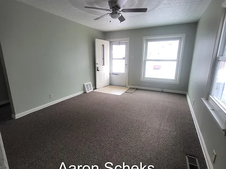625 Hollibaugh Ave — Photo 3