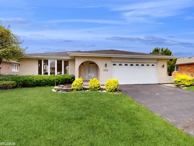 15600 Chapel Hill Rd, Orland Park, IL, 60462