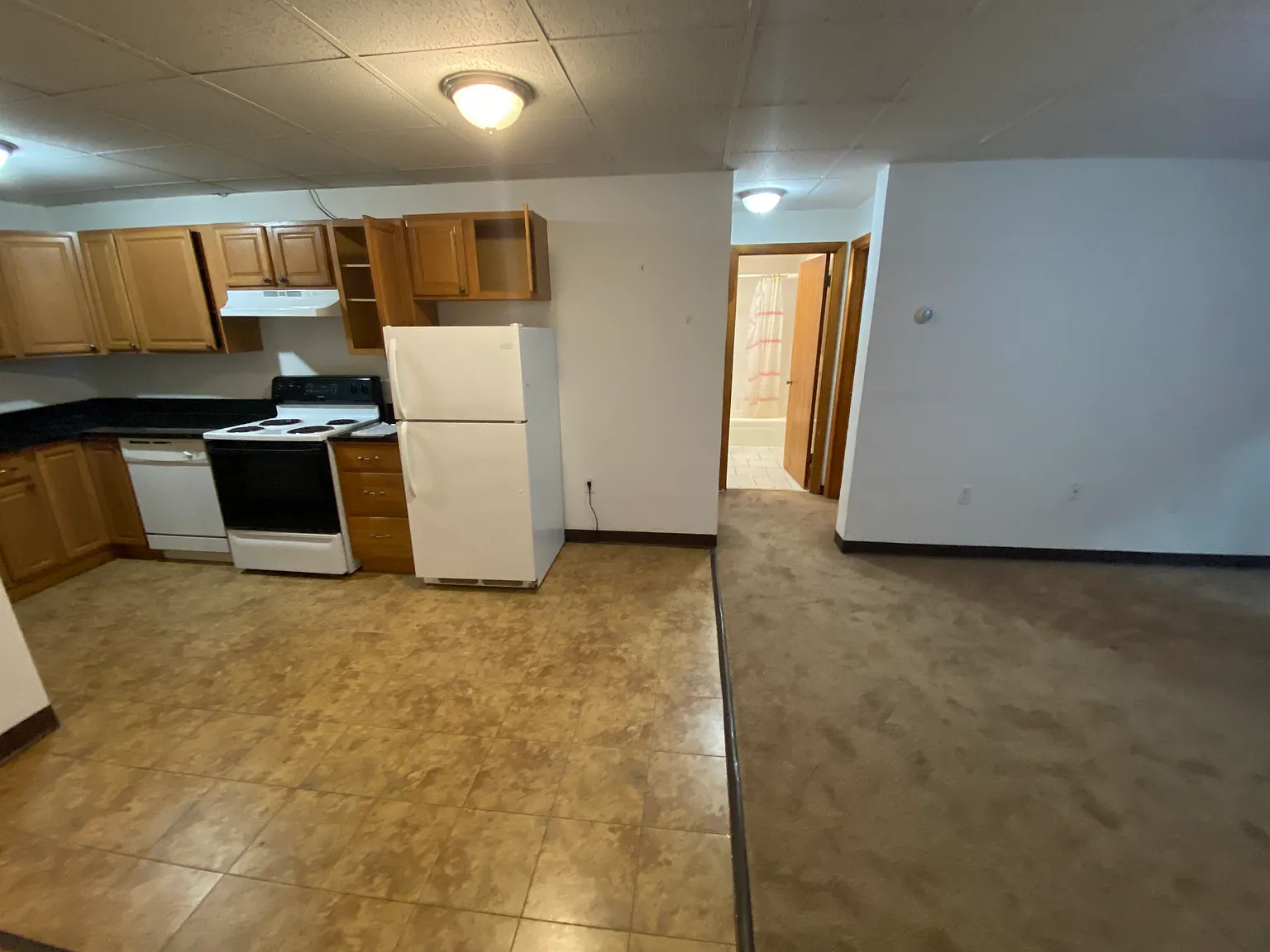 2 bed, $2,600 — Photo 2