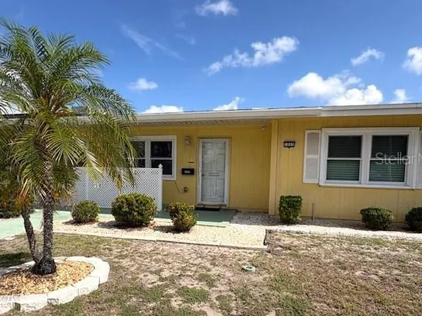 1005 Rickenbacker Dr, Sun City Center, FL 33573