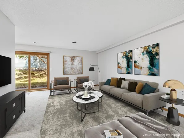 6242 Magda Dr Unit B, Osseo, MN 55369