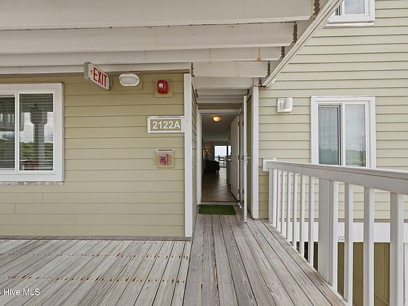 4th image of 2122 Surfrider Court