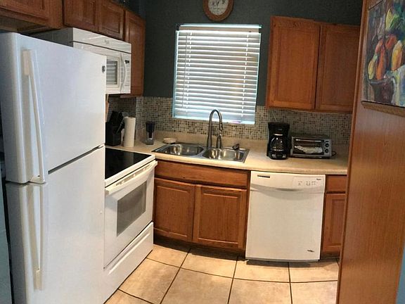 2nd image of 646 Snug Harbor Dr APT H107