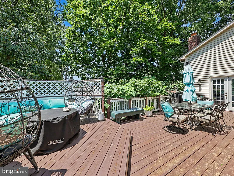 16652 Purcival Ct — Photo 43
