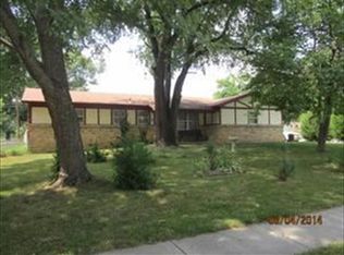 1441 S Estate Ave, Springfield, MO 65804