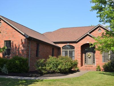 409 N Oak St, Ina, IL, 62846