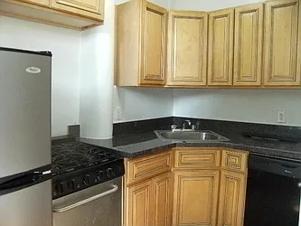 Rented by Brooklyn Heights Real Estate Inc