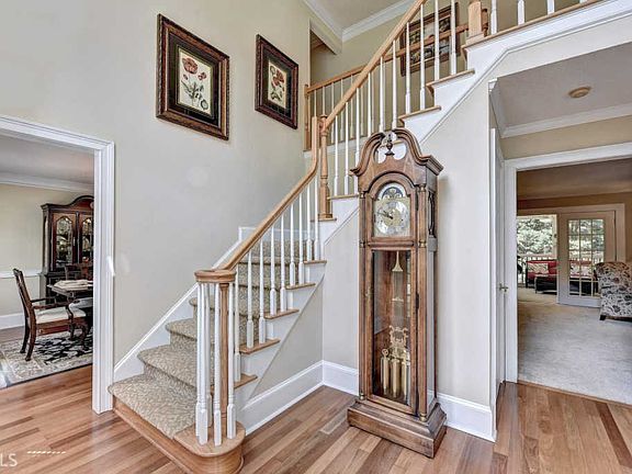5th image of 407 Coopers Pond Dr