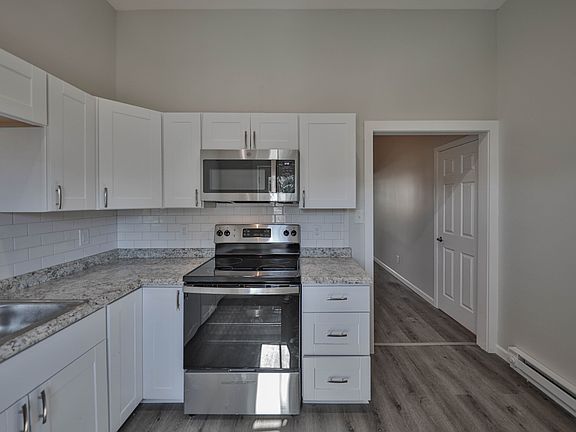 3rd image of 427-431 E Central Ave #427