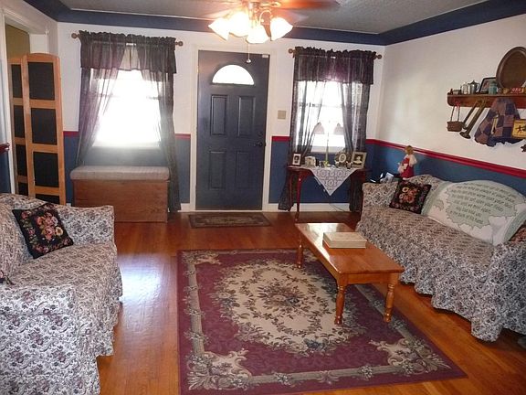 2nd image of 4467 Homelawn Ave