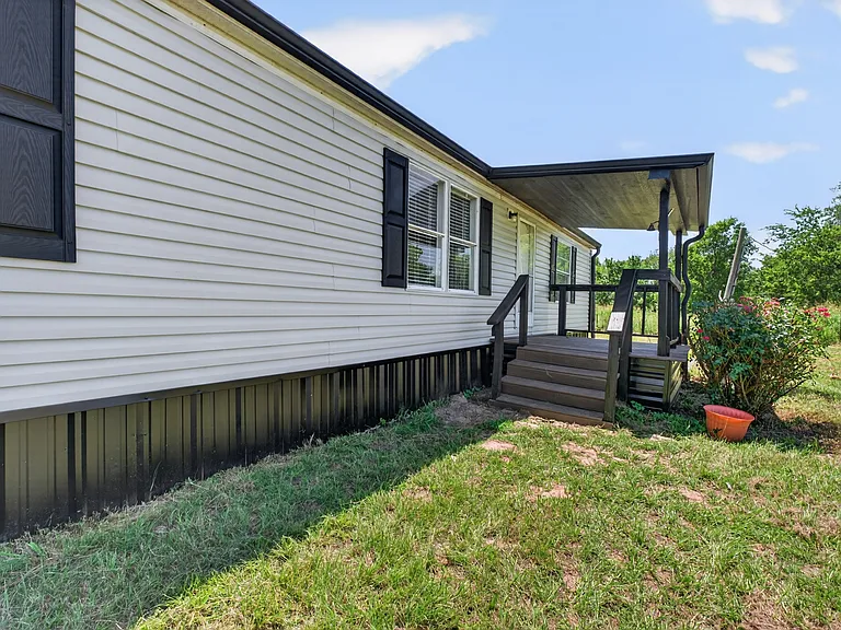 875 W Farm Road 71 — Photo 25