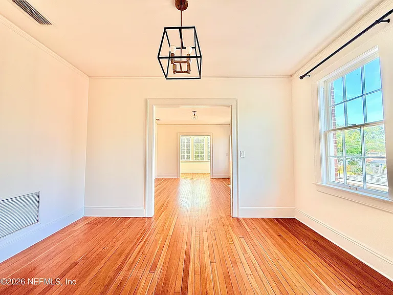 3110 Oak St #3 — Photo 6