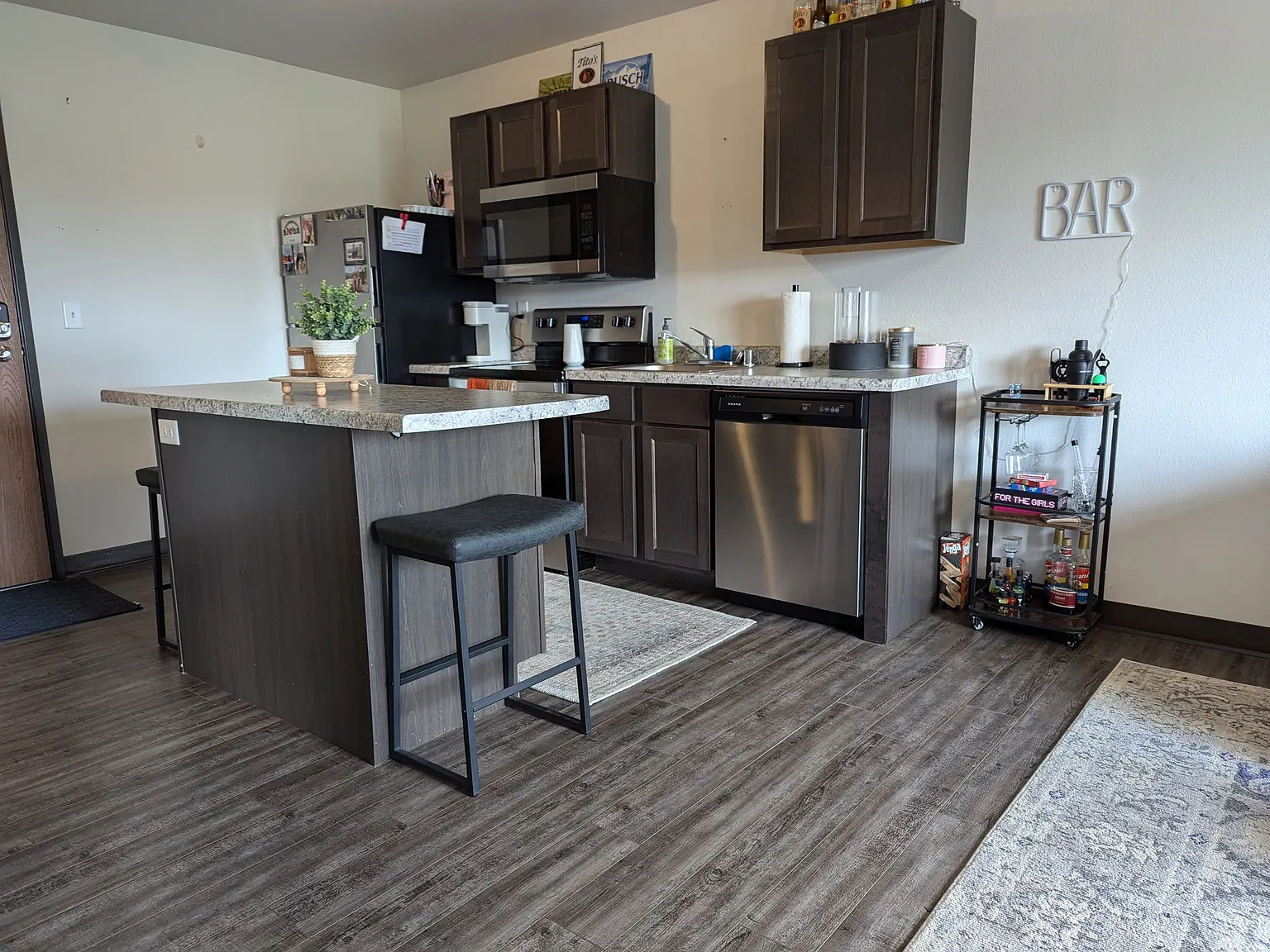 Park West apartments — Photo 4