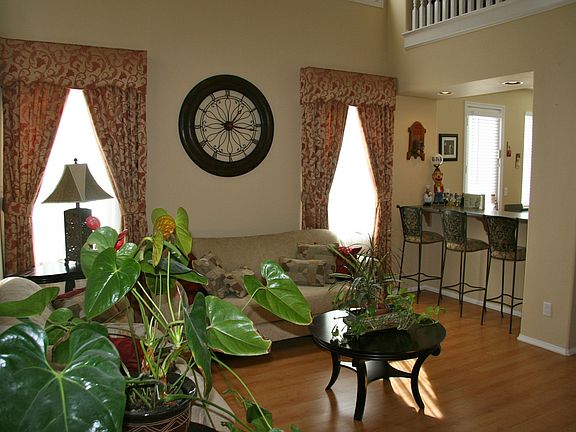 4th image of 27143 Cherry Laurel Pl