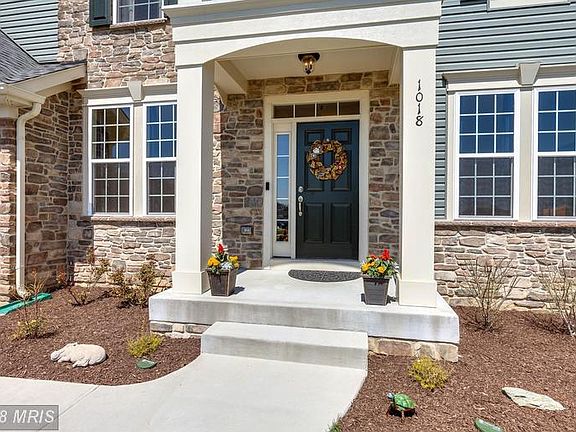 Front portico w transom sidelight front door