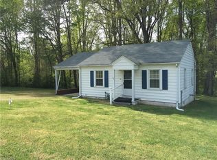 319 Rowe Rd, Lexington, NC 27295