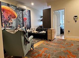 524 50th Ave #2, Long Island City, NY 11101