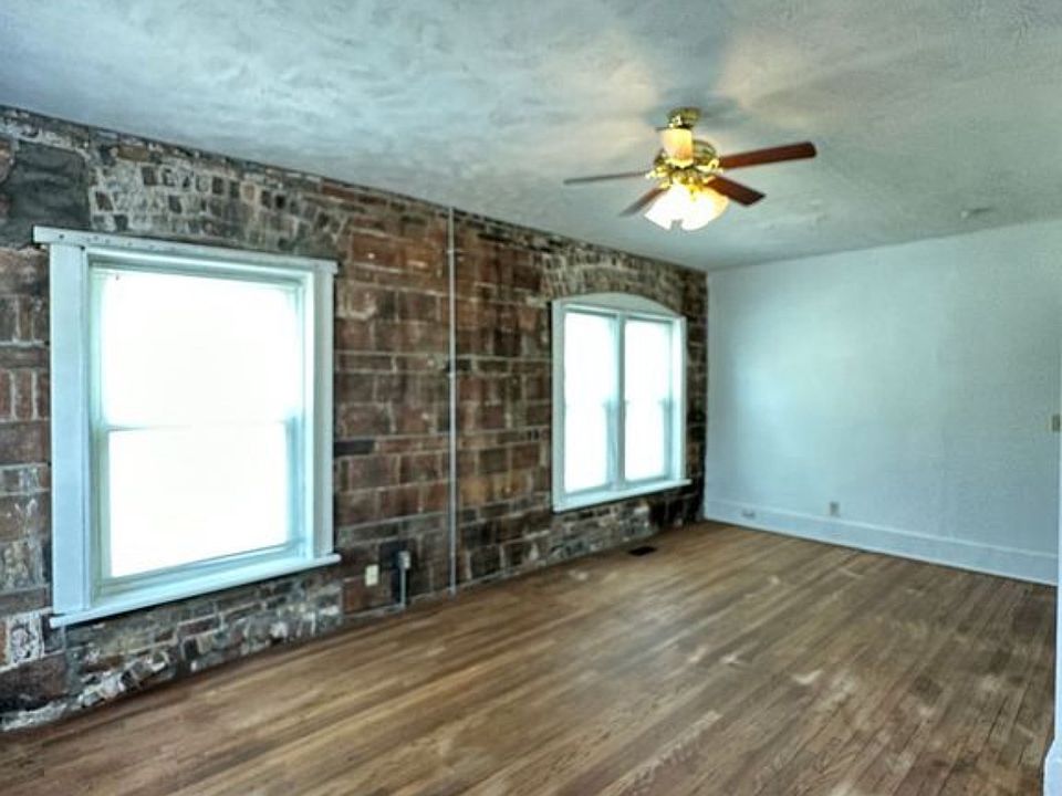 1st image of 603 S 31st St #603