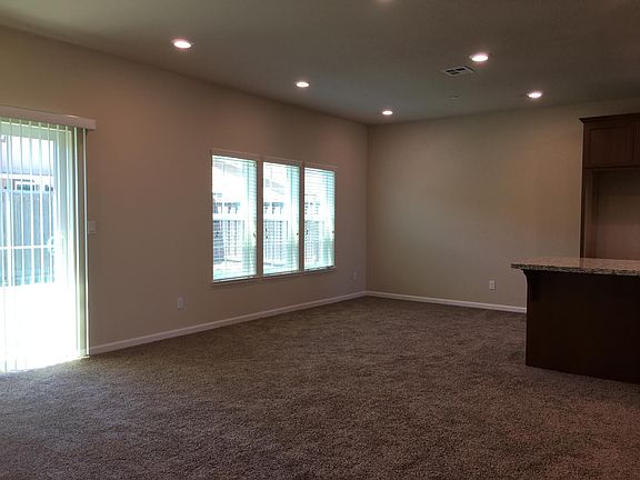 5th image of 6054 Potters Ct