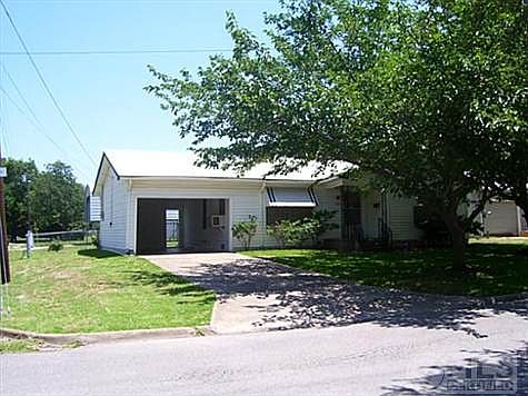 3rd image of 1316 Pine St