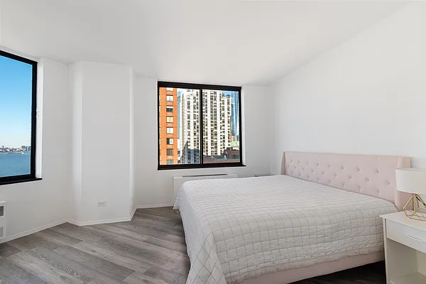 Sold by Corcoran | media 2