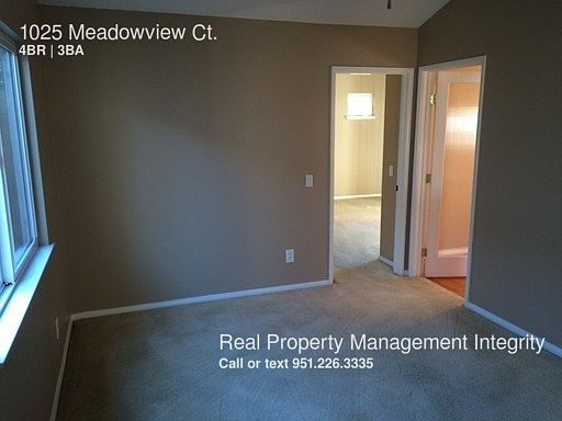 2nd image of 1025 Meadowview Ct