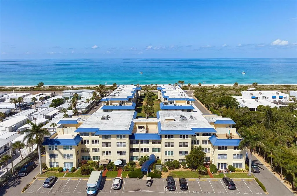 2 bed, 2.0 bath, 1062 sqft, $2,500 — Photo 1