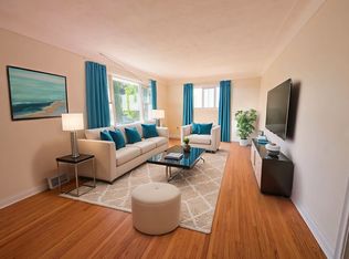 21 Fawell Ave #1, Saint Catharines, ON L2S 2V5