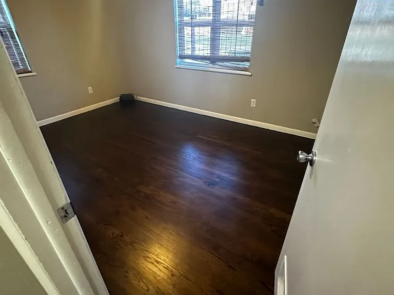 5020 Memory Ln — Photo 8