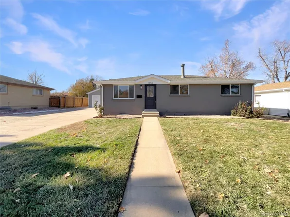 1059 S Saulsbury Street, Lakewood, CO 80226