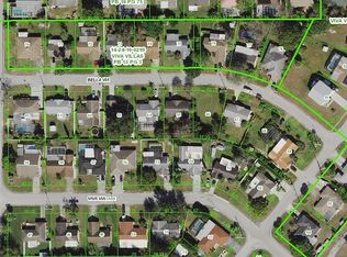 8608 Bella Via Dr, Hudson, FL 34667