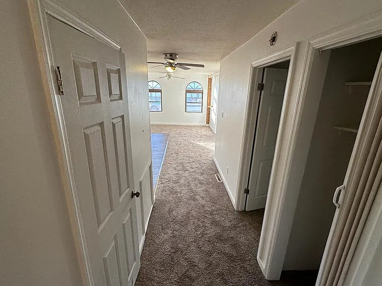 1316 Duss Ave #4 — Photo 10
