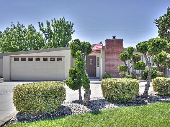 4th image of 936 Las Palmas Dr