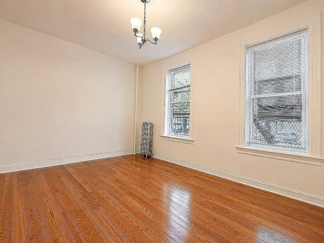 210 Putnam Avenue — Photo 2
