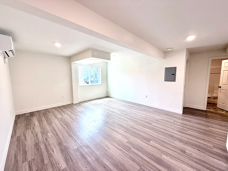 5661 Fair Ave #3/4 — Photo 4