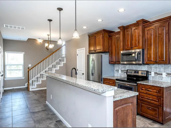 134 Honopu Dr #B, Bastrop, TX 78602