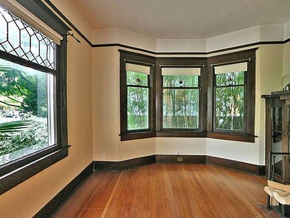 lr bay window