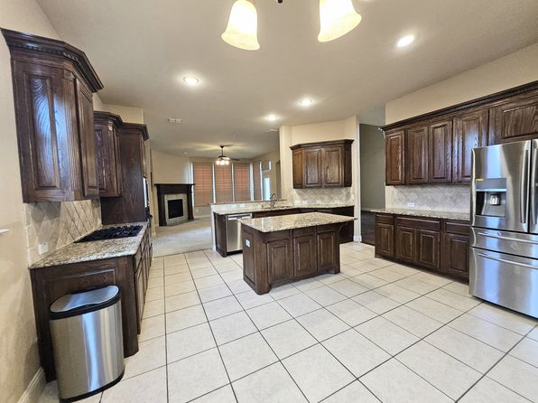 410 Whisperfield Dr