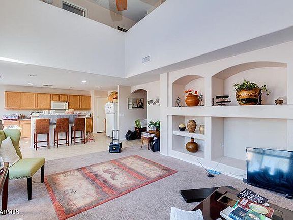 5th image of 10522 W La Reata Ave