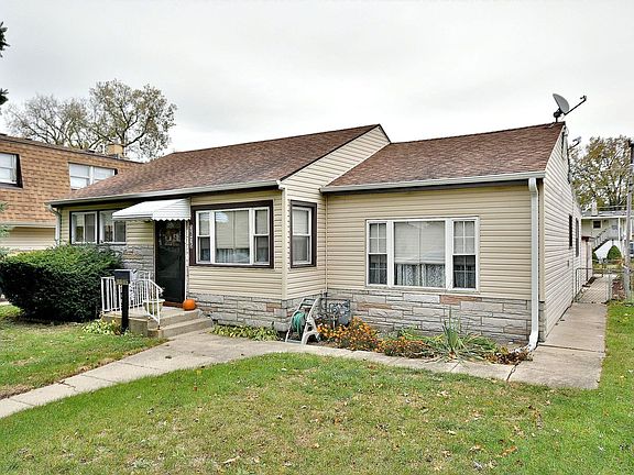 2nd image of 3615 Emerson St