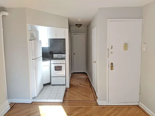 Rented by Compass | media 11