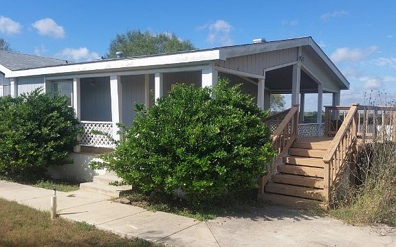 4th image of 425 Homecrest Dr
