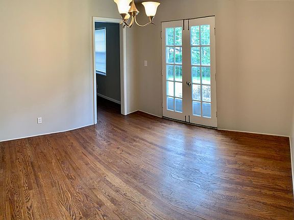 3rd image of 7618 Main St