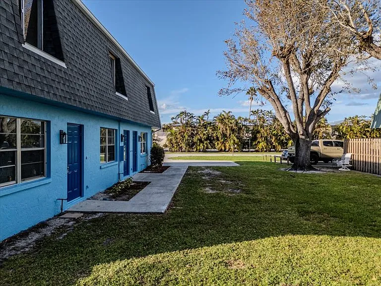 16200 Dublin Cir #3 — Photo 6