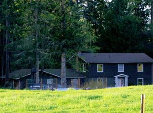 82 Draper Valley Rd, Port Angeles, WA 98362