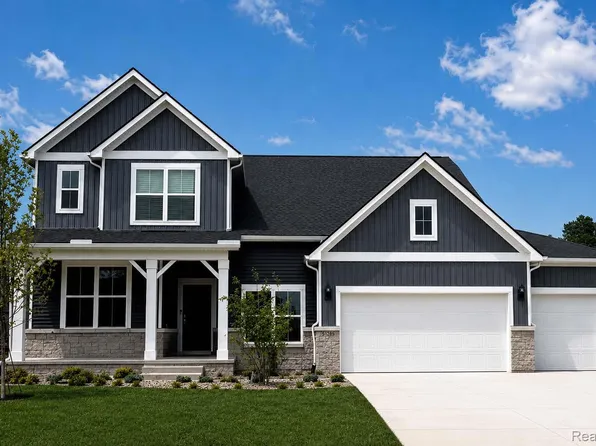 51453 Deerbrook Dr, Macomb, MI 48042