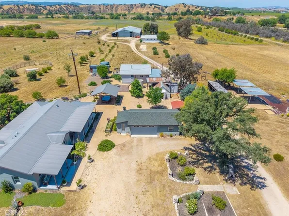 7865 Airport Rd, Paso Robles, CA 93446