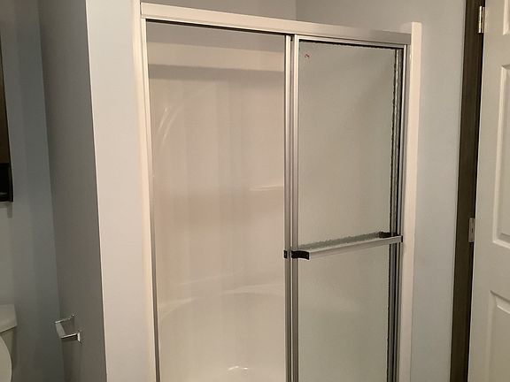 4th image of 440 60th St SE #167